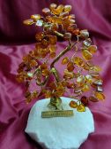 Drzewko szczcia bonsai z bursztynu koloru koniakowego